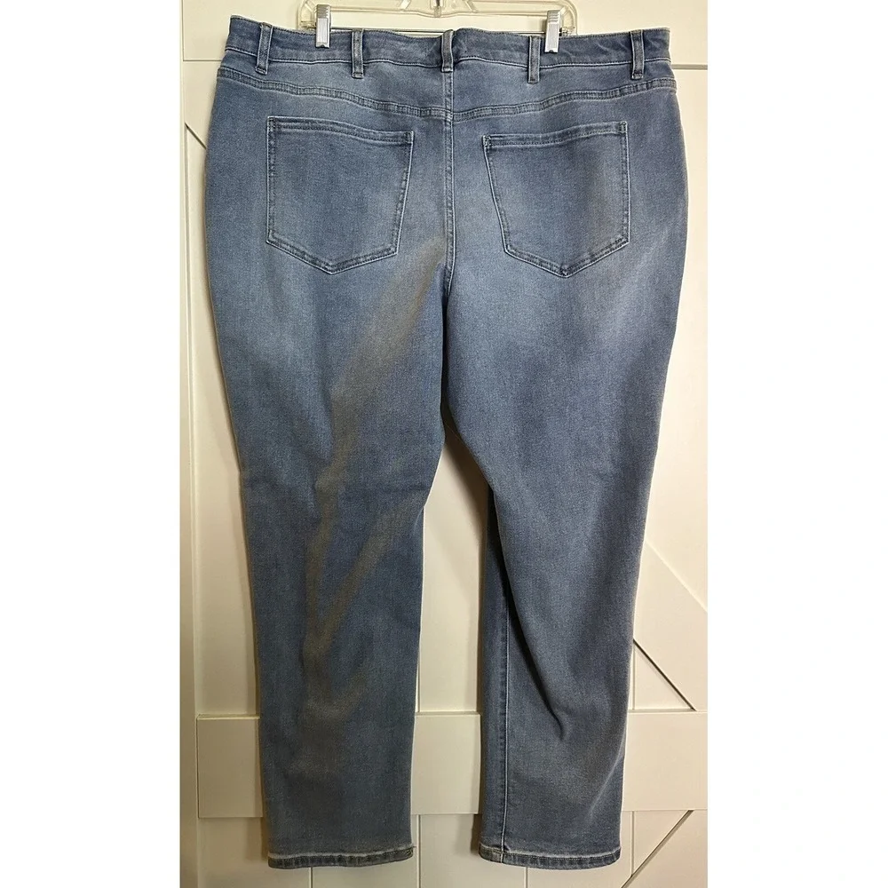 Lane Bryant Jeans Flex Magic Waistband‎ Mid Rise Boyfriend Distressed Sz 22